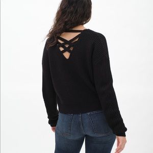 Cross-cross back detail black sweater